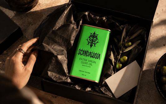 Olive Oil Gift Set: A Sophisticated Way to Discover Premium Mediterranean Flavors